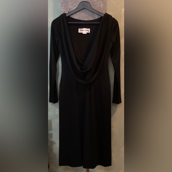 Black Victor Costa designer plunge back knit dress size 6. - Picture 2 of 4